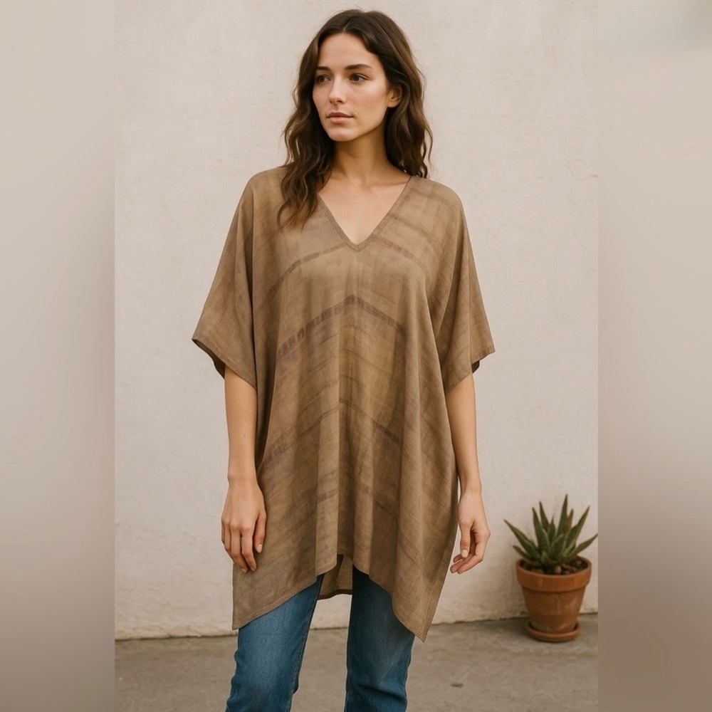 Eileen Fisher 100% Silk Mocha Grove Printed Crepe V Neck Wedge Tunic Top,  S
